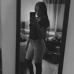 Meet your Posher, Tonya